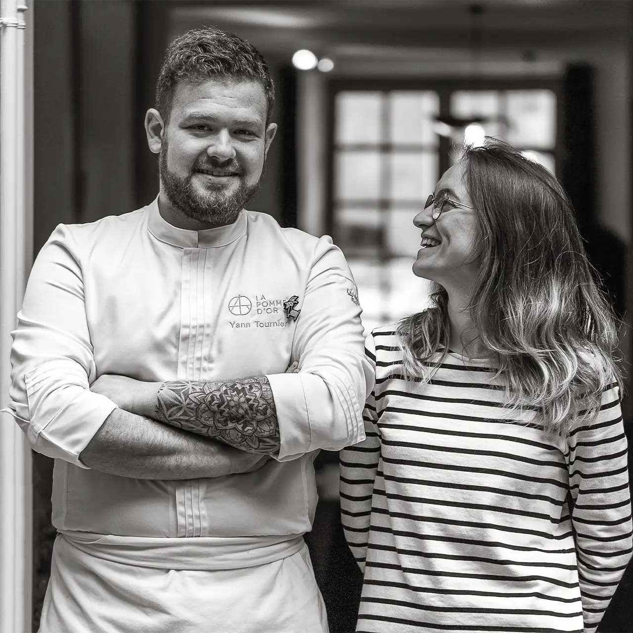 Yann Tournier, chef de la pomme d'or à Sancerre, et Justine Heuzé sommelière du restaurant.